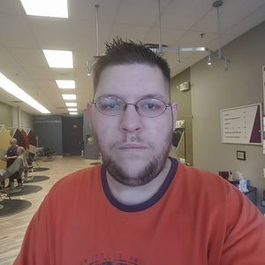 Meet your Posher, Adam